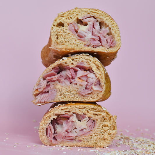 Cachitos integrales con avena de Pavo y queso paisa (6 UNITS)